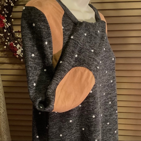 Tops - 12 pm by Mon Ami knit top tunic sueded trim and elbows Medium